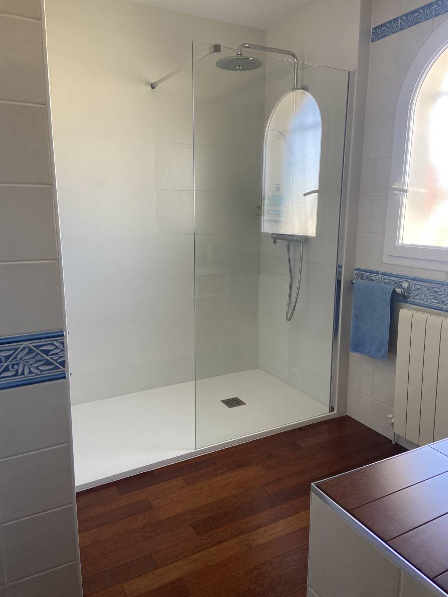 Création d'une douche à l'italienne au Taillan Médoc en Gironde 